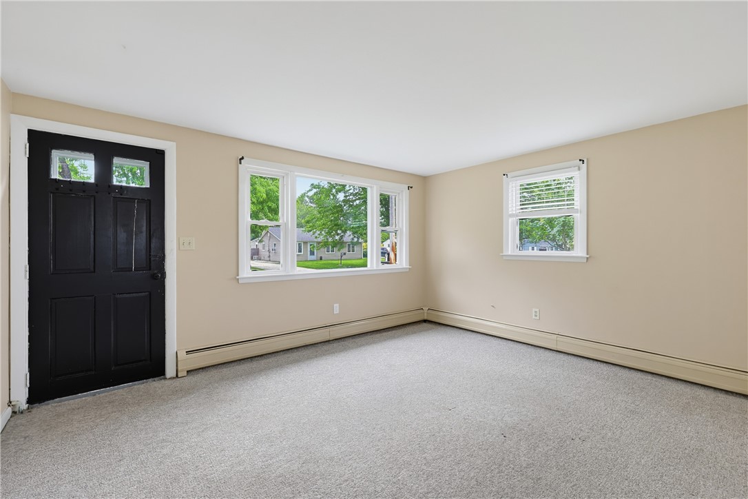 29 Rosedale Drive Bristol, RI 02809 - Photo 6 of 34