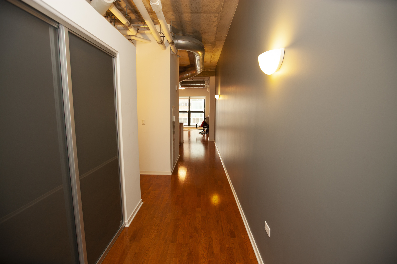 807 Davis Street, Unit 505 Evanston, IL 60201 - Photo 9 of 17 a view of entryway