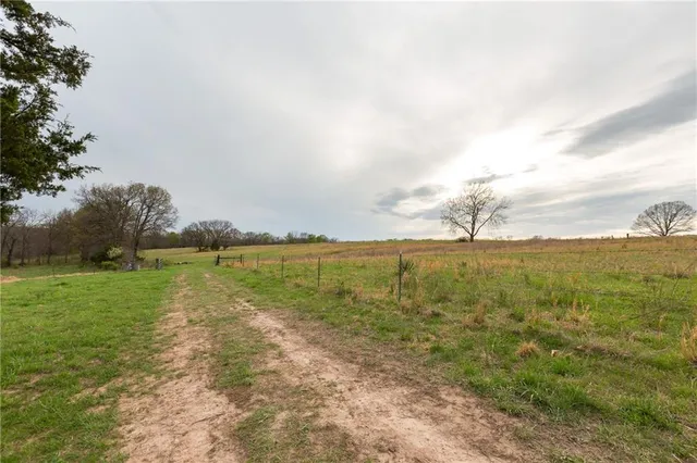 $279,000 | Highway N Highway, Humansville, MO 65674