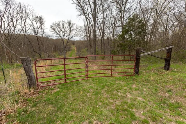 $279,000 | Highway N Highway, Humansville, MO 65674