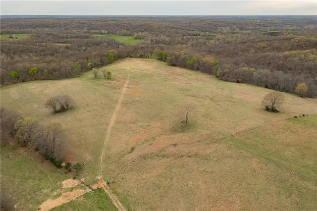 $279,000 | Highway N Highway, Humansville, MO 65674