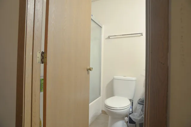 $165,500 | 446 Meadow Green Lane, Round Lake Beach, IL 60073