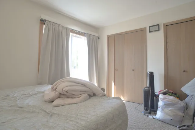 $165,500 | 446 Meadow Green Lane, Round Lake Beach, IL 60073