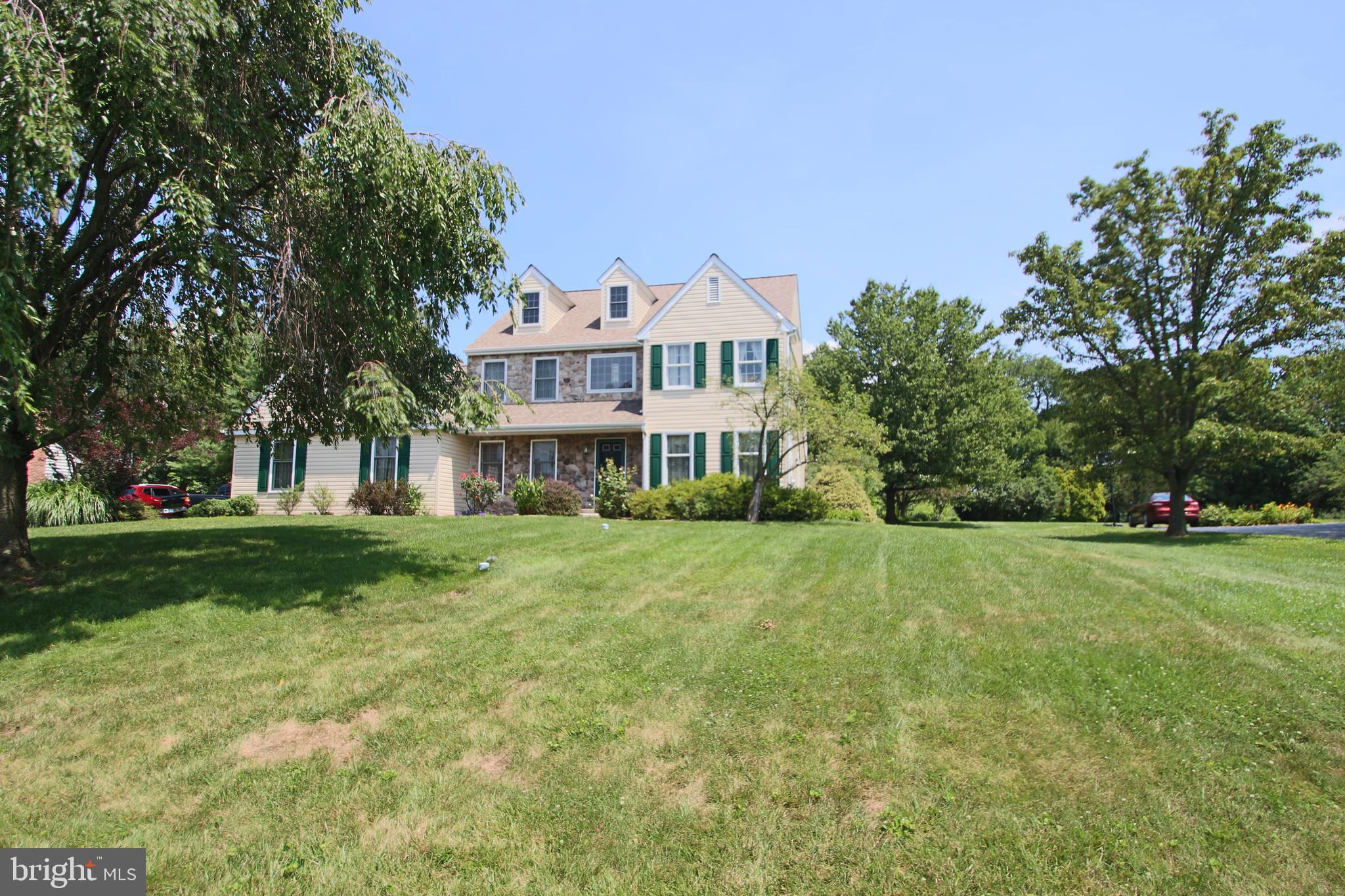151 Ridgeview Drive Pottstown, PA 19465 - Photo 2 of 72 Gallery Image 2