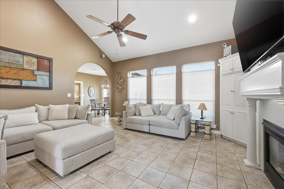 2810 Chasse Ridge Drive Orange, TX 77632 - Photo 8 of 27