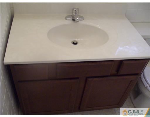 183 Evergreen Road, Unit 6 Edison, NJ 08837 - Photo 12 of 14 Gallery Image 12