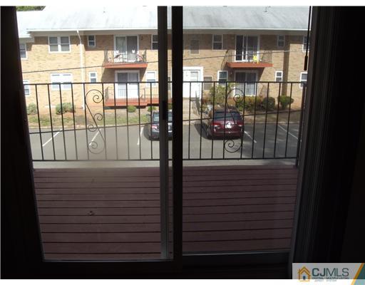 183 Evergreen Road, Unit 6 Edison, NJ 08837 - Photo 14 of 14 Gallery Image 14