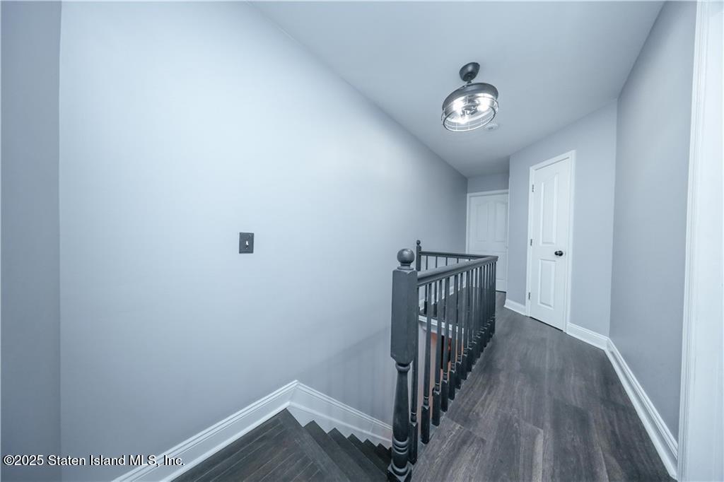 78 Darnell Lane Staten Island, NY 10309 - Photo 16 of 40 GetMedia (23)