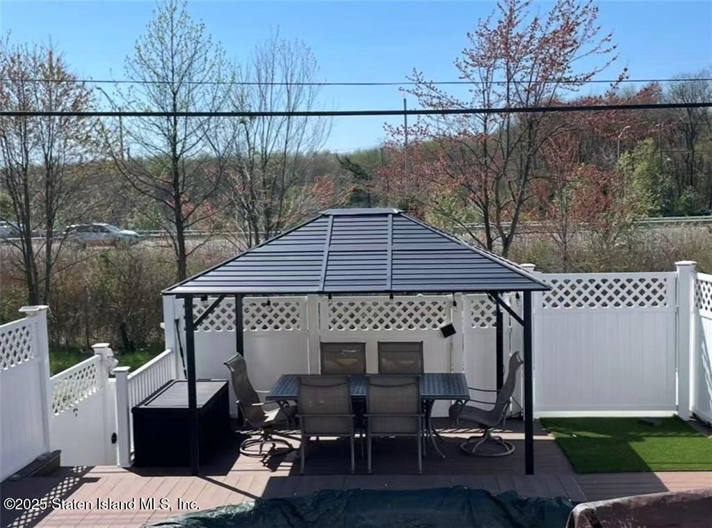 78 Darnell Lane Staten Island, NY 10309 - Photo 38 of 40 GetMedia (2)