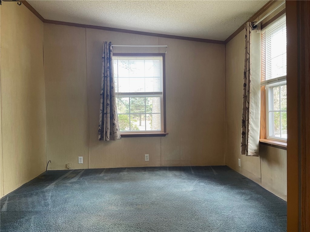 2 Sandra Circle Coventry, RI 02816 - Photo 12 of 31