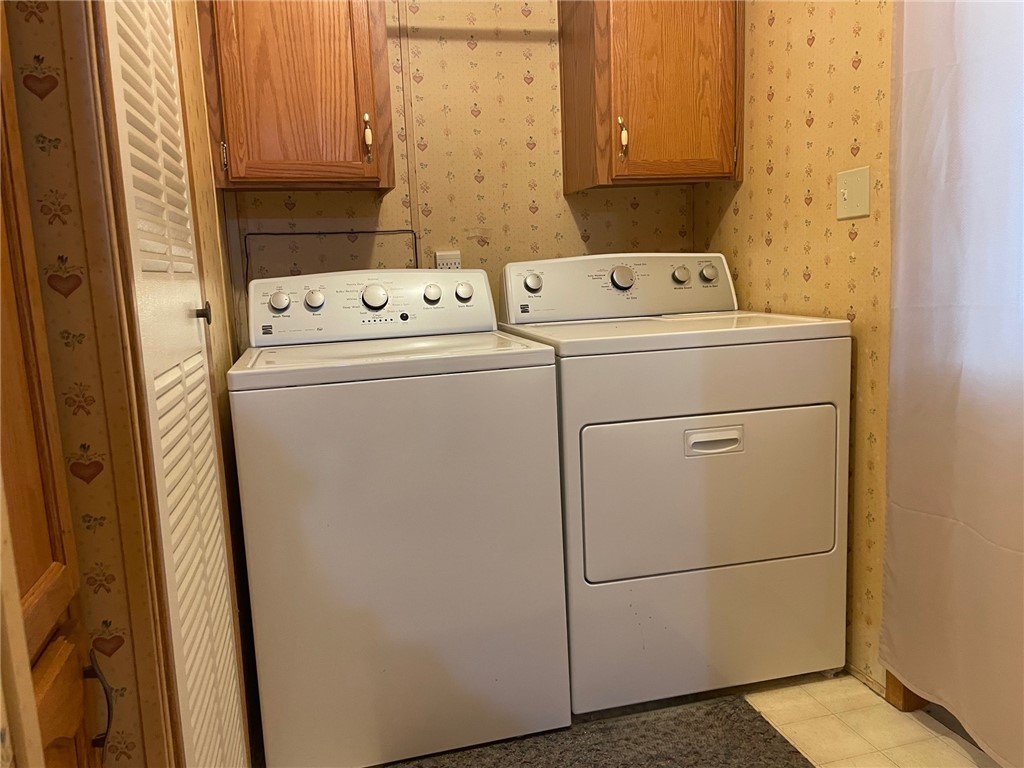 2 Sandra Circle Coventry, RI 02816 - Photo 17 of 31