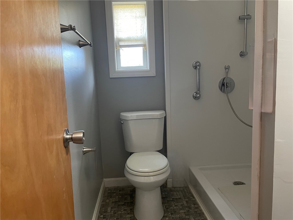 2 Sandra Circle Coventry, RI 02816 - Photo 26 of 31