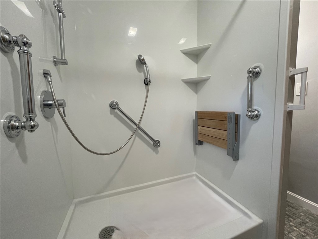 2 Sandra Circle Coventry, RI 02816 - Photo 28 of 31