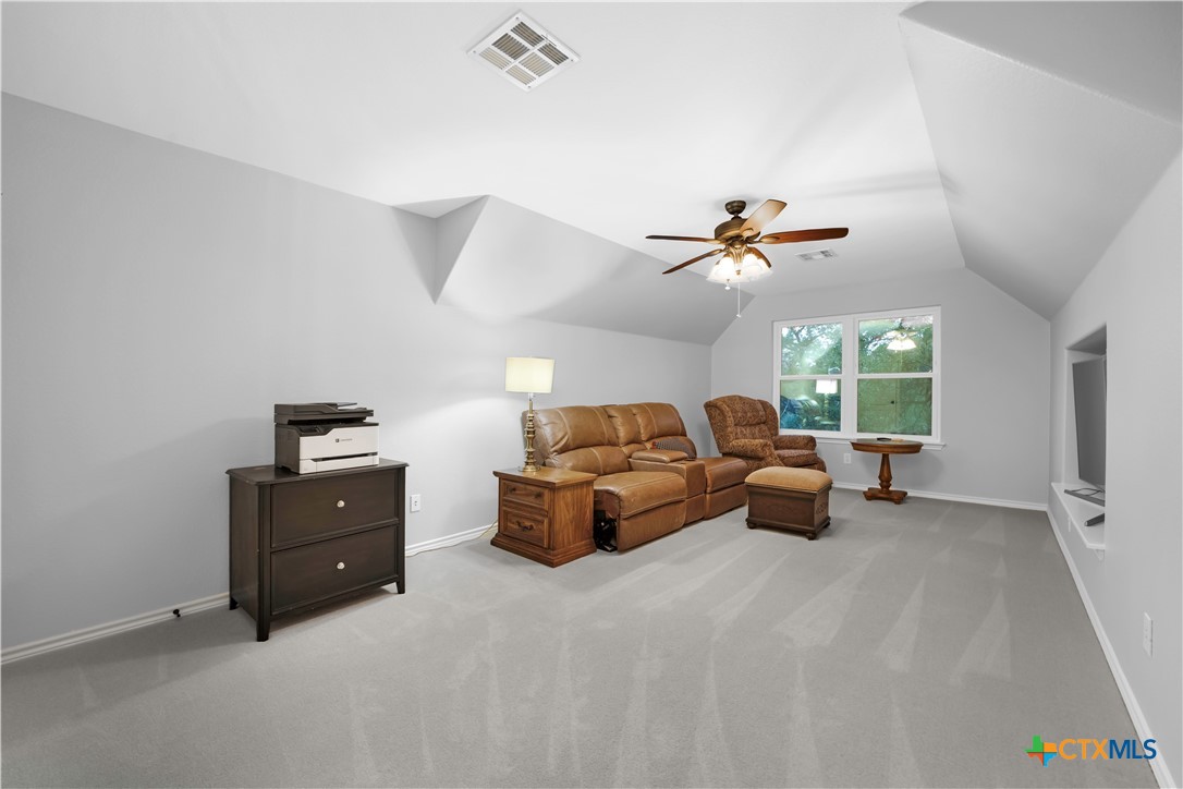 103 Sierra Ridge Drive San Marcos, TX 78666 - Photo 30 of 43 a living room with furniture