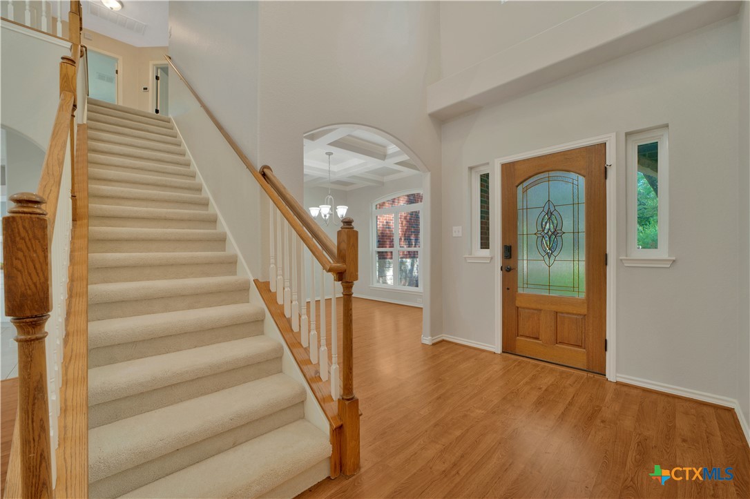 103 Sierra Ridge Drive San Marcos, TX 78666 - Photo 5 of 43