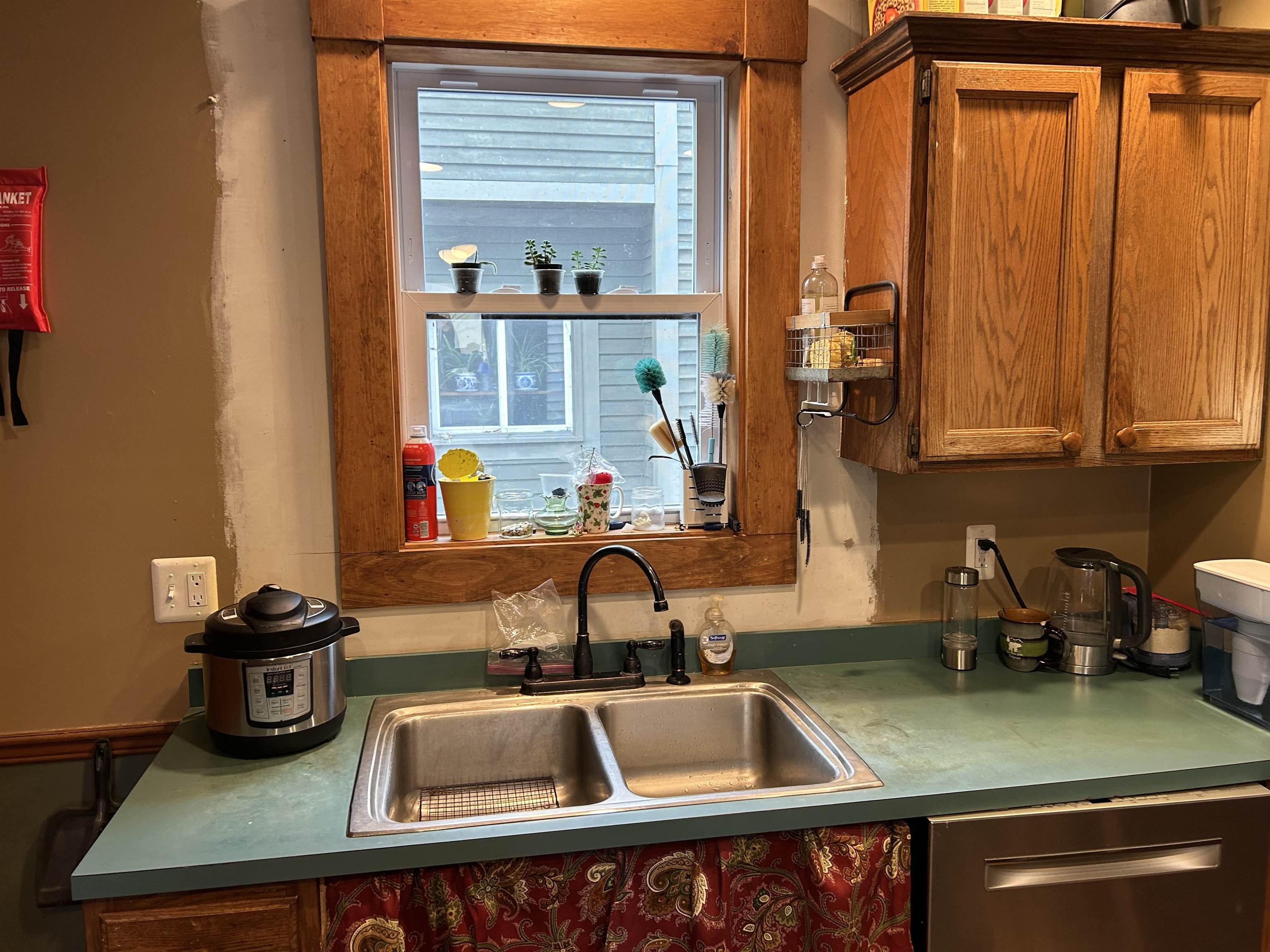 48 Kendall Avenue Rutland, VT 05701 - Photo 11 of 31