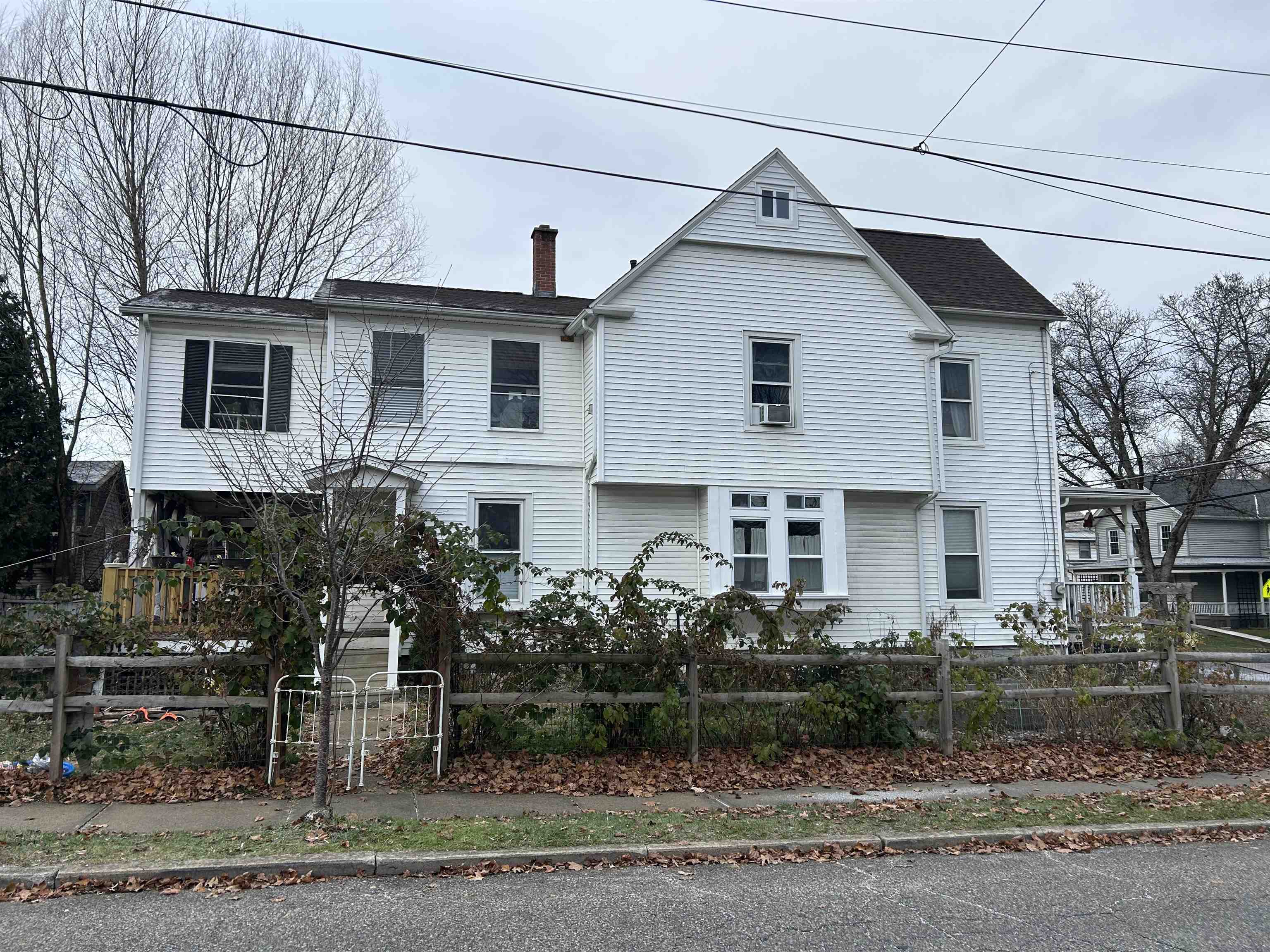 48 Kendall Avenue Rutland, VT 05701 - Photo 2 of 31