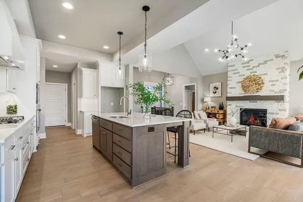 $763,001 | 24625 West 126th Terrace, Olathe, KS 66061