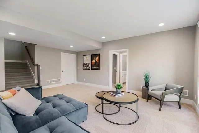 $743,235 | 24625 West 126th Terrace, Olathe, KS 66061