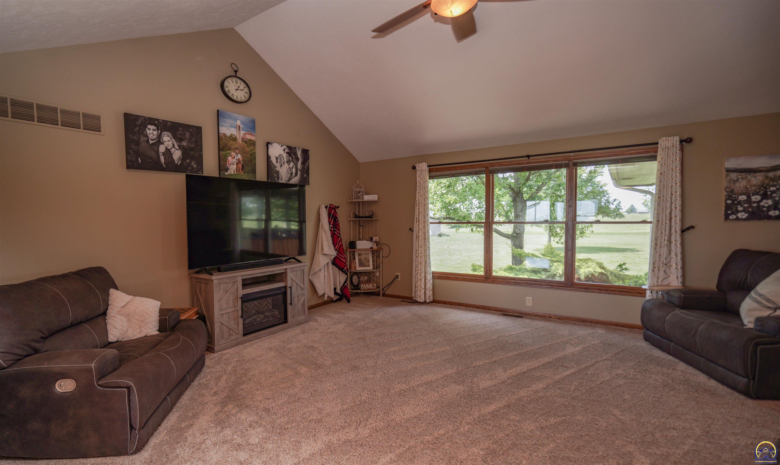 22775 N Road Holton, KS 66436 - Photo 13 of 48