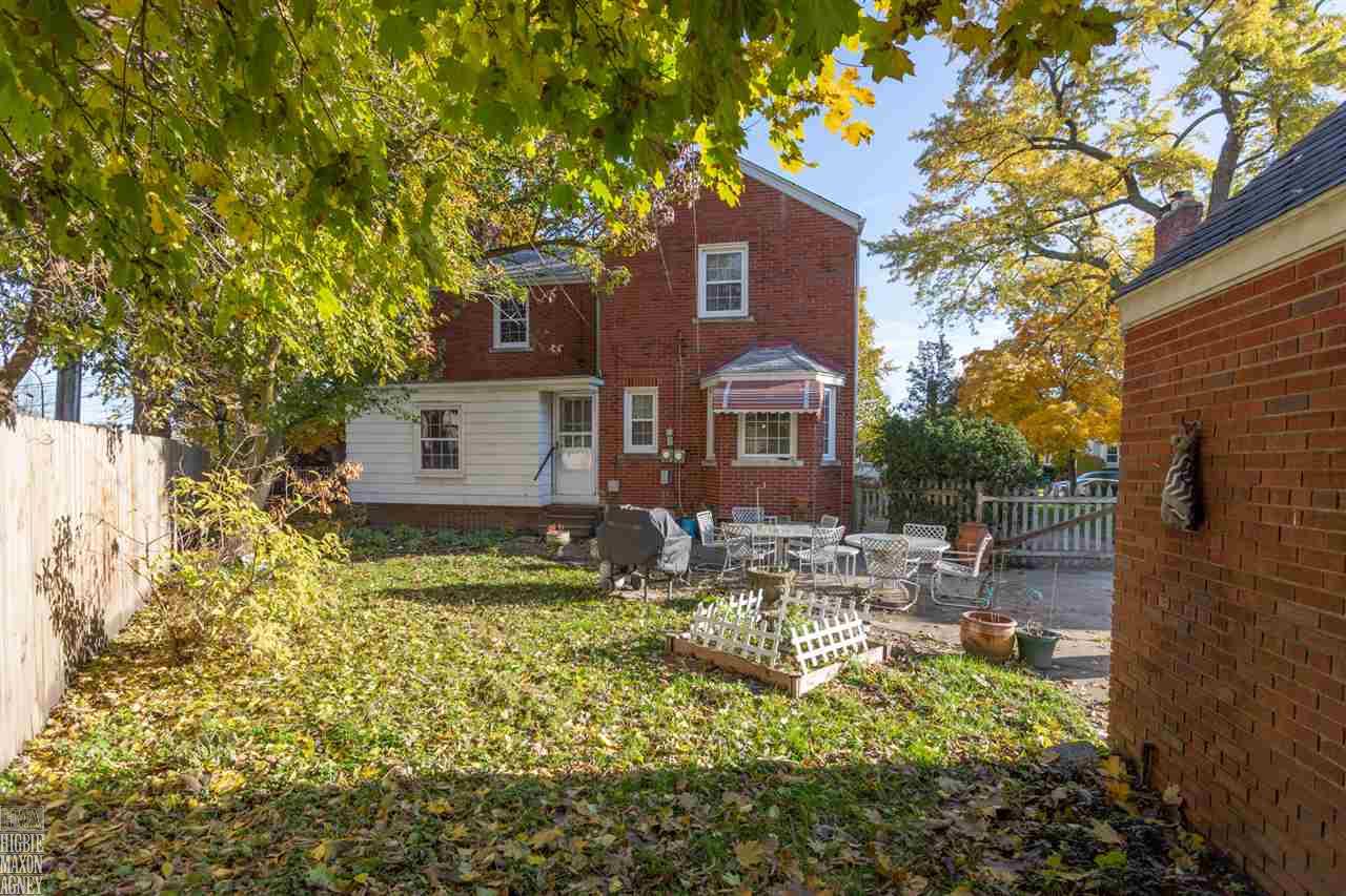 473 Moran Road Grosse Pointe Farms, MI 48236 - Photo 15 of 17