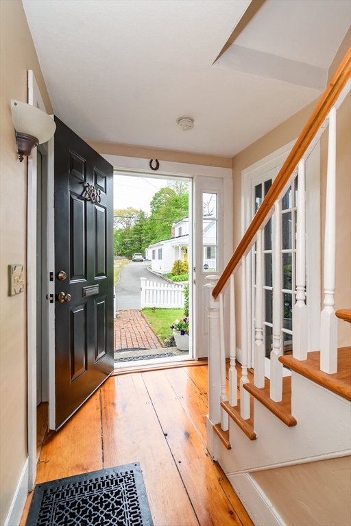 288 Bacon Street Natick, MA 01760 - Photo 3 of 39