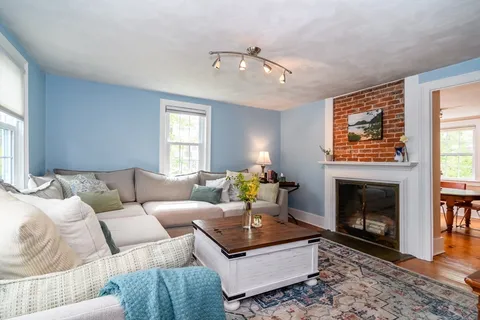 $899,000 | 288 Bacon Street, Natick, MA 01760