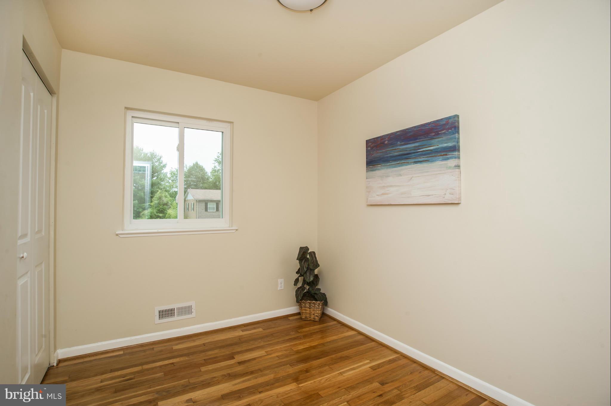6719 Brompton Road Baltimore, MD 21207 - Photo 15 of 30 Bedroom