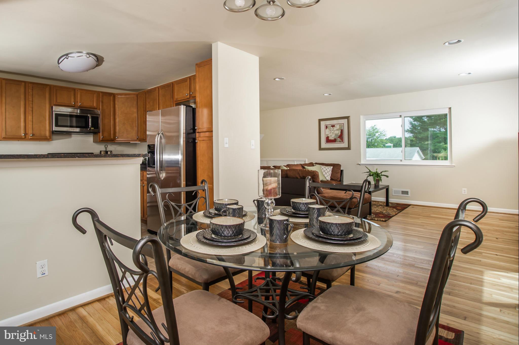 6719 Brompton Road Baltimore, MD 21207 - Photo 8 of 30 Dining Room