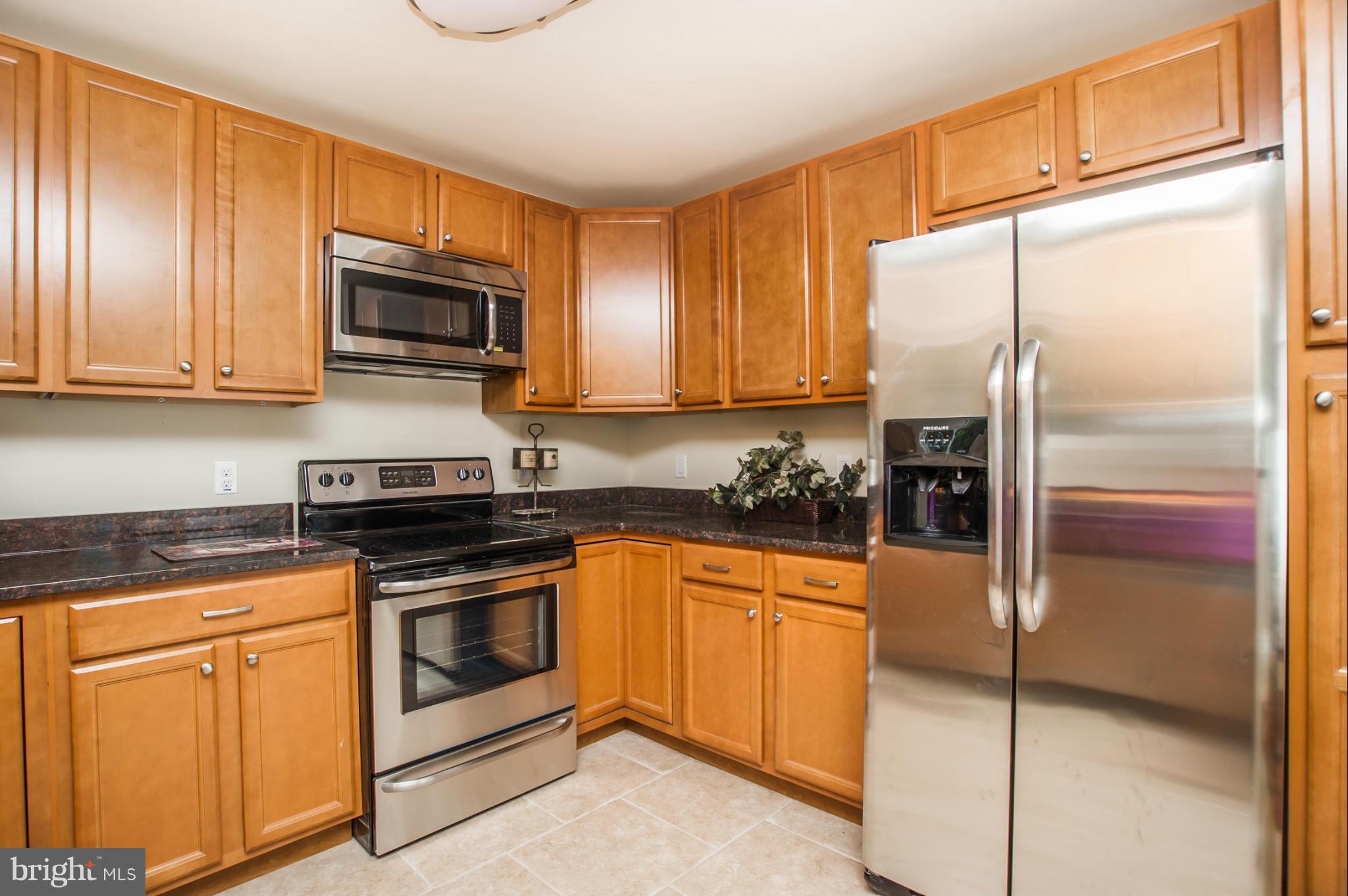 6719 Brompton Road Baltimore, MD 21207 - Photo 10 of 30 Kitchen