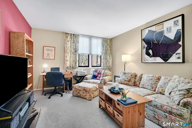 $349,900 | 799 Prospect Avenue, Unit A5, West Hartford, CT 06105