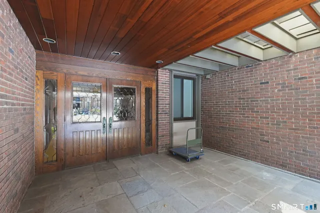 $349,900 | 799 Prospect Avenue, Unit A5, West Hartford, CT 06105