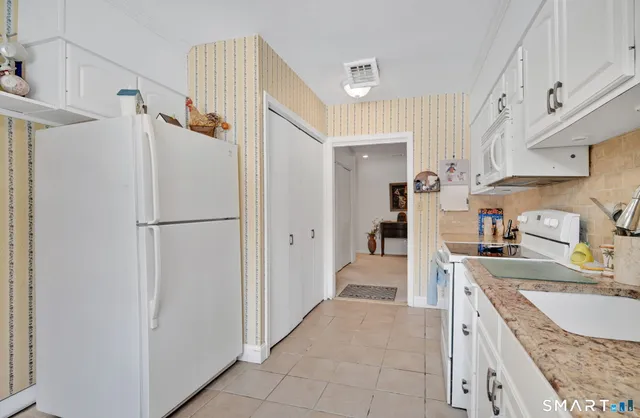 $349,900 | 799 Prospect Avenue, Unit A5, West Hartford, CT 06105