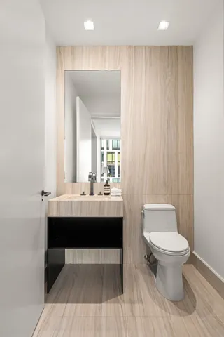 $2,845,000 | 111 Murray Street, Unit 10A | TriBeCa