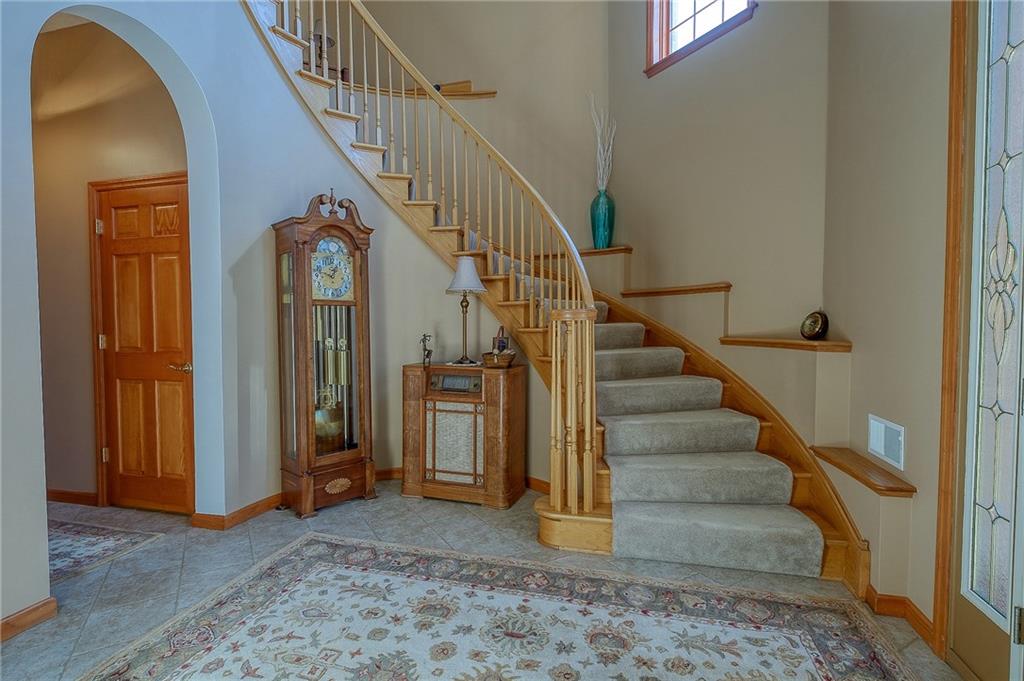 358 West Starz Road Gibsonia, PA 15044 - Photo 4 of 25 Gallery Image 4