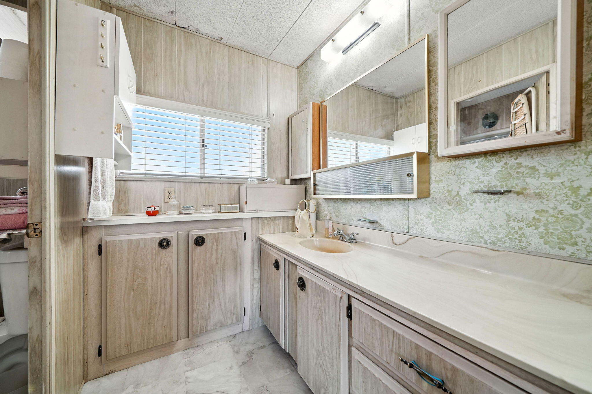 3220 Santa Rosa Way Redding, CA 96003 - Photo 13 of 25 17-web-or-mls-IMG-17