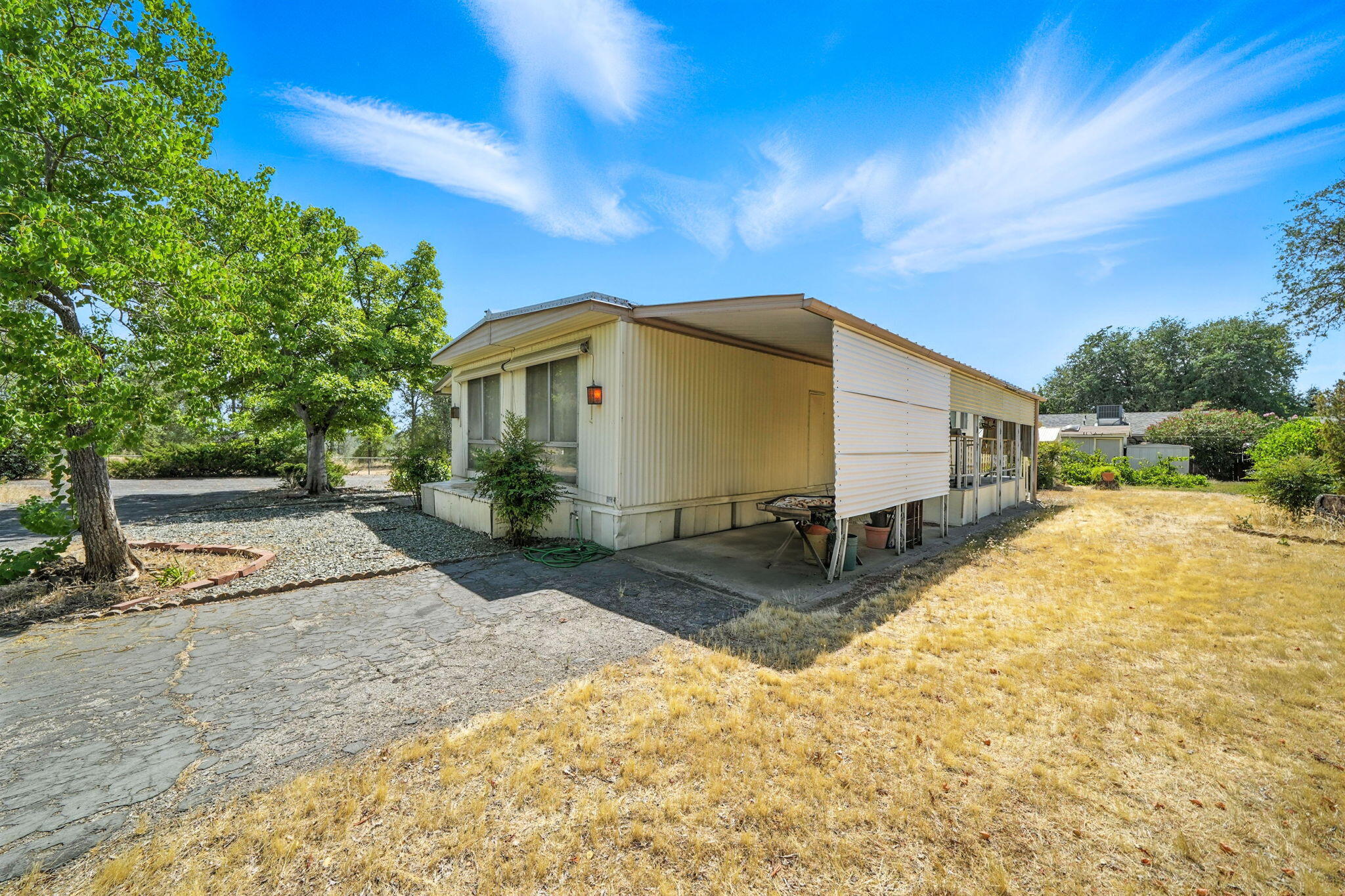 3220 Santa Rosa Way Redding, CA 96003 - Photo 15 of 25 35-web-or-mls-IMG-35