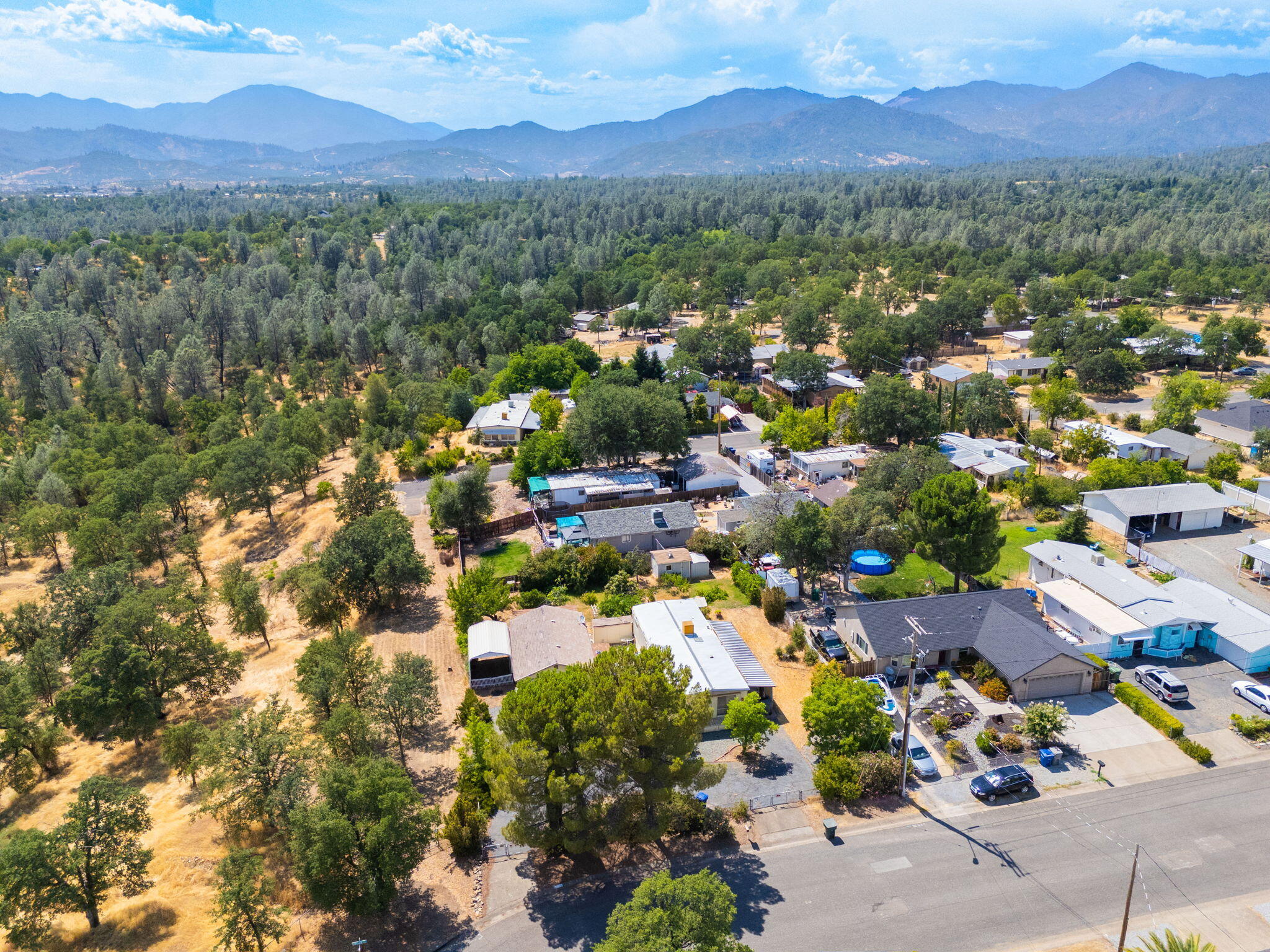 3220 Santa Rosa Way Redding, CA 96003 - Photo 24 of 25 43-web-or-mls-IMG-43