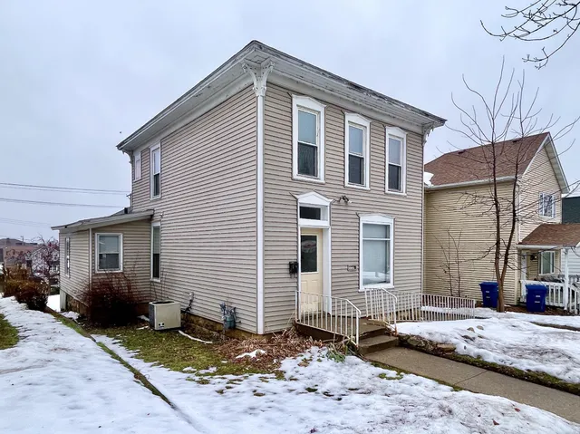 $205,000 | 320 West 7th Street, Red Wing, MN 55066