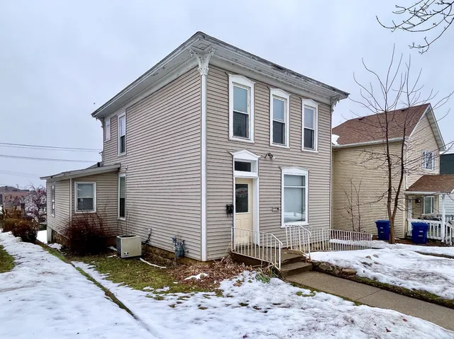 $205,000 | 320 West 7th Street, Red Wing, MN 55066