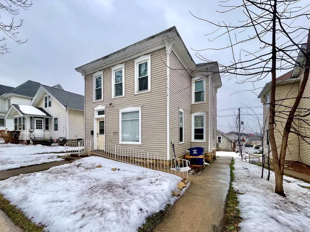 $205,000 | 320 West 7th Street, Red Wing, MN 55066