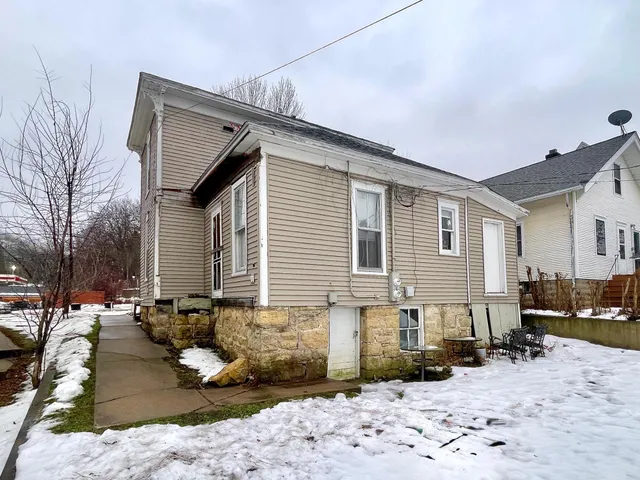 $205,000 | 320 West 7th Street, Red Wing, MN 55066