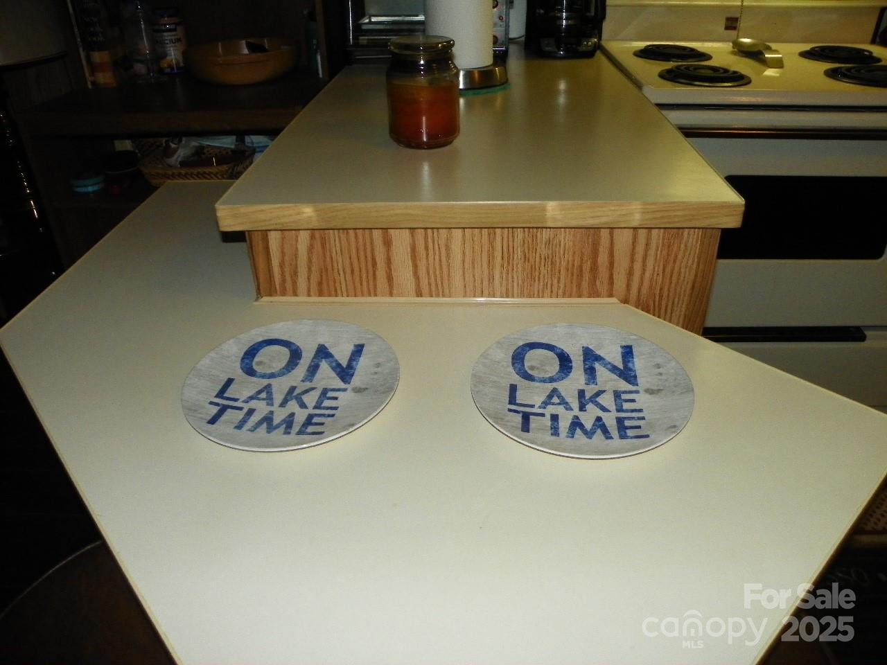 116 3rd Avenue New London, NC 28127 - Photo 11 of 18 a close view of dining table