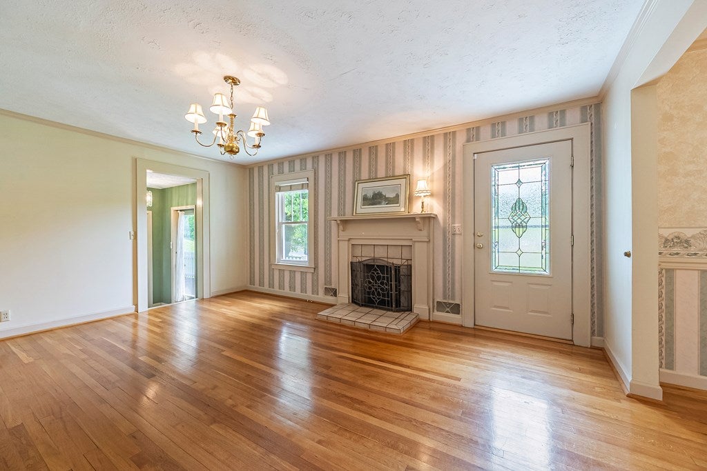 1714 Fort Chiswell Road Max Meadows, VA 24360 - Photo 8 of 100 Gallery Image 8