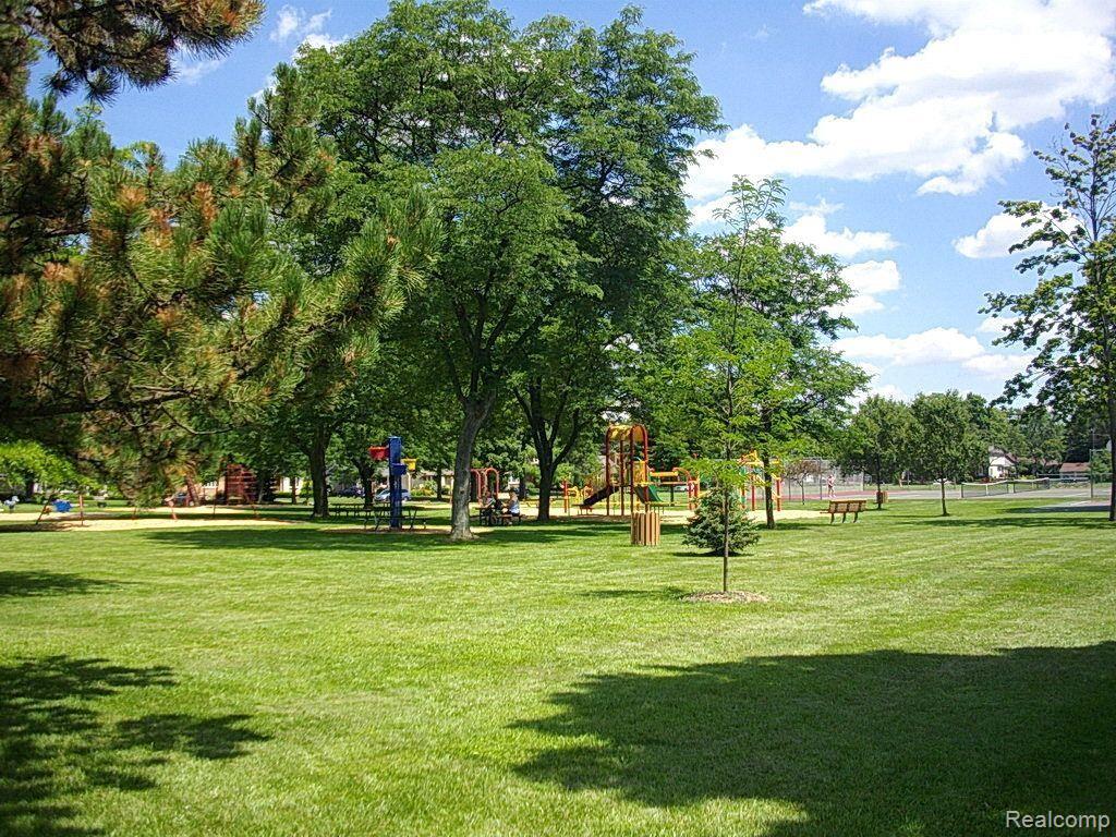 2453 Windemere Road Birmingham, MI 48009 - Photo 40 of 40