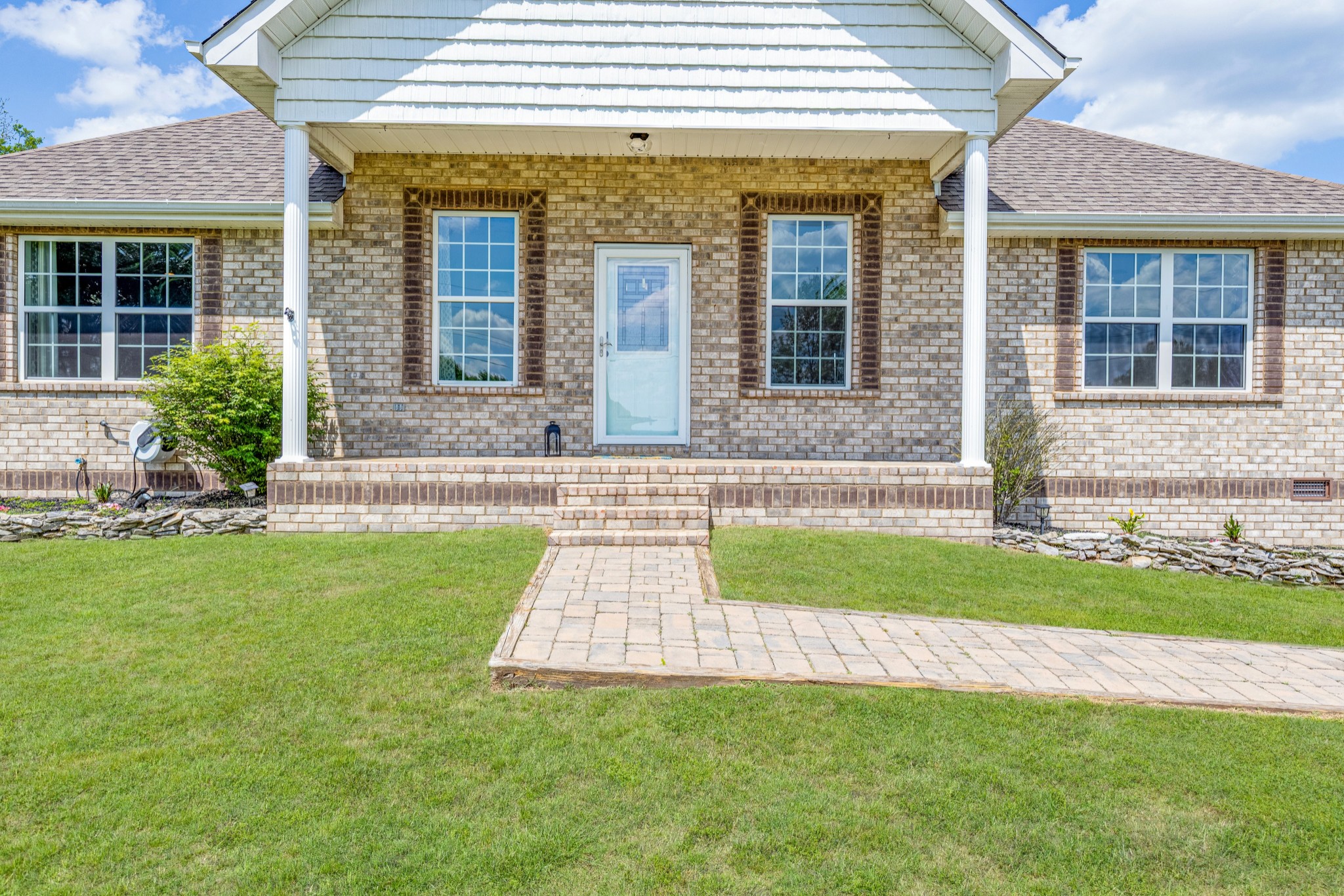 10410 Canoe Branch Road Castalian Springs, TN 37031 - Photo 5 of 59 Gallery Image 5