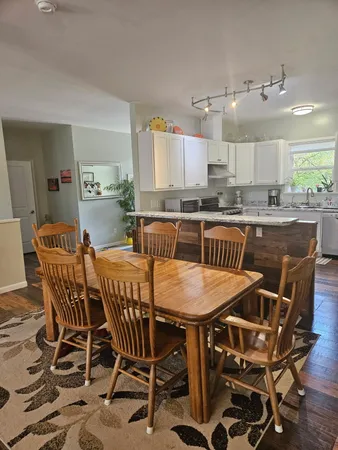 $625,000 | 23536 Forest Shores Drive, Cassopolis, MI 49031