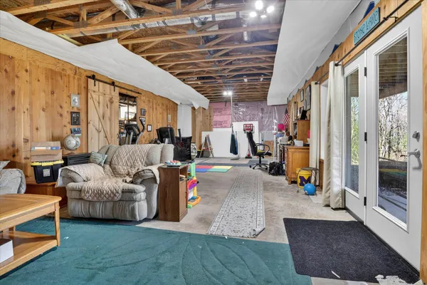 $625,000 | 23536 Forest Shores Drive, Cassopolis, MI 49031