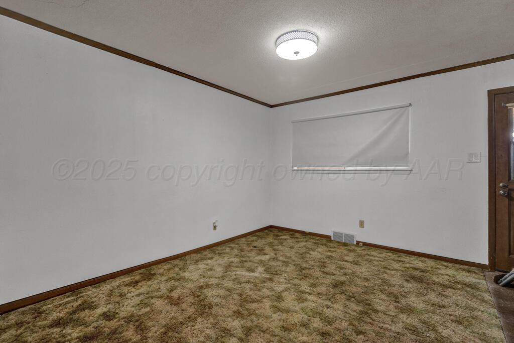 4102 Crockett Street Amarillo, TX 79110 - Photo 10 of 22 dining room