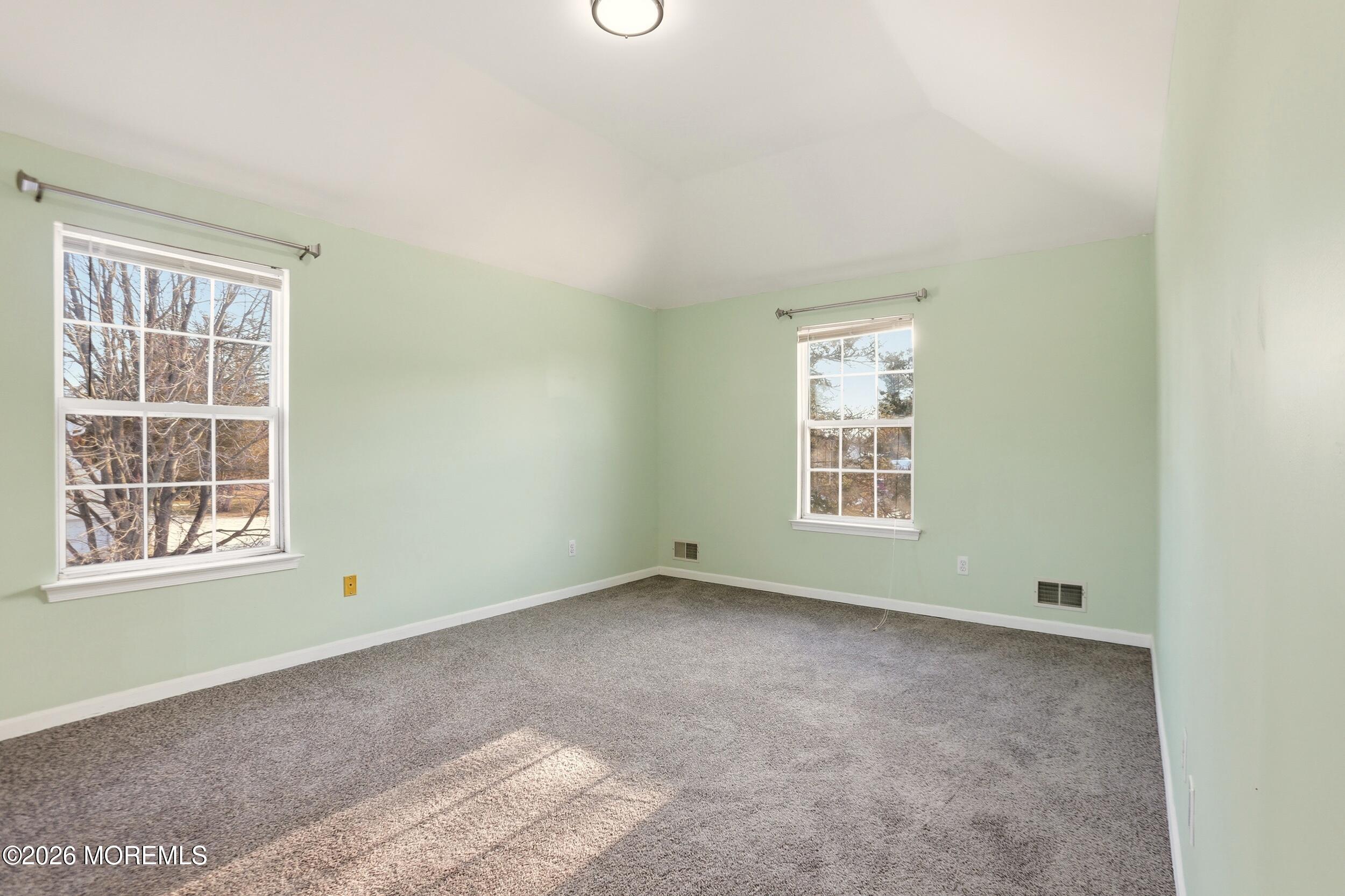 6 Hummingbird Way Jackson, NJ 08527 - Photo 8 of 13 IMG_2585